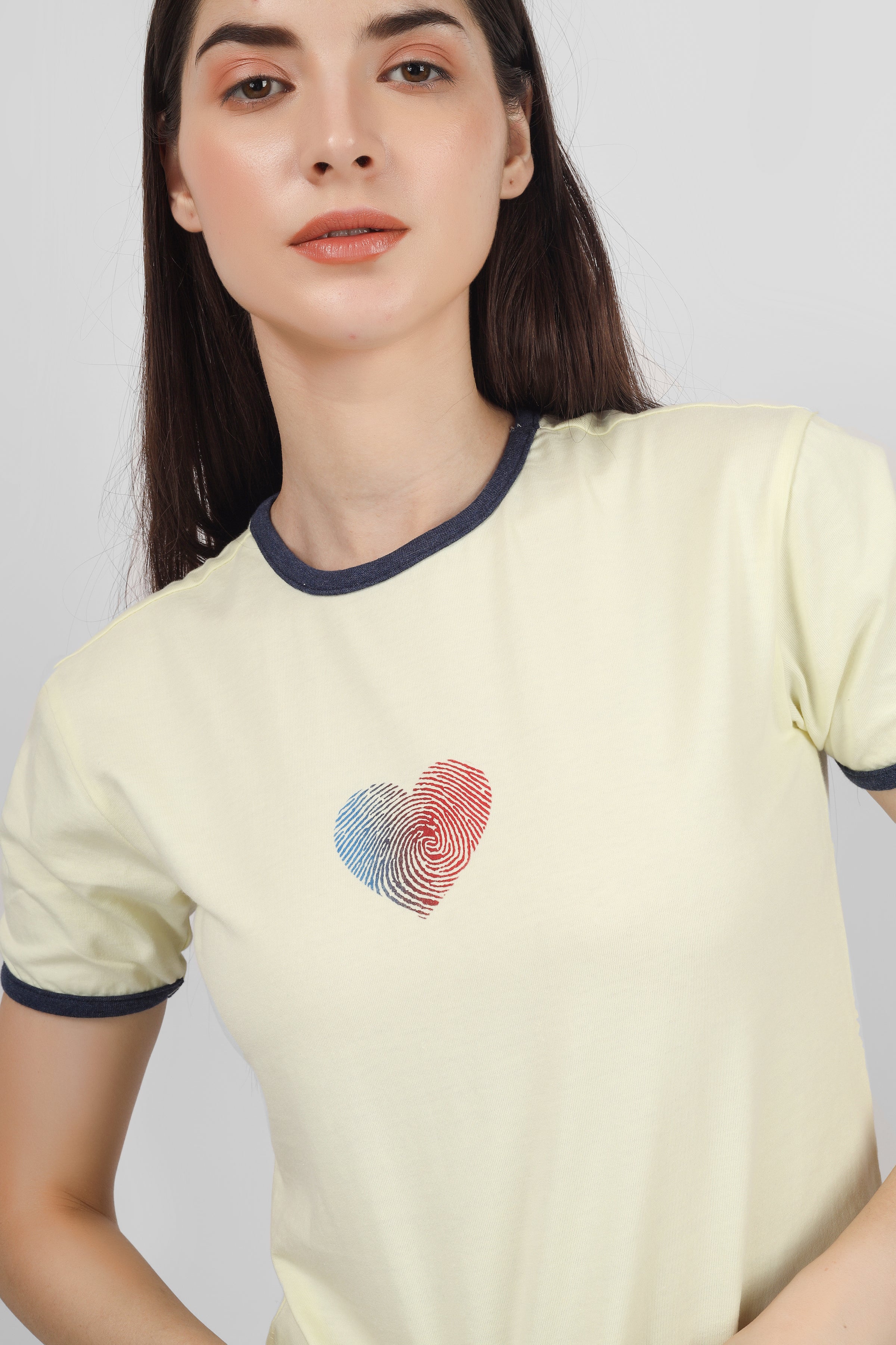 Heart - Regular Fit Tshirt - Butter Yellow