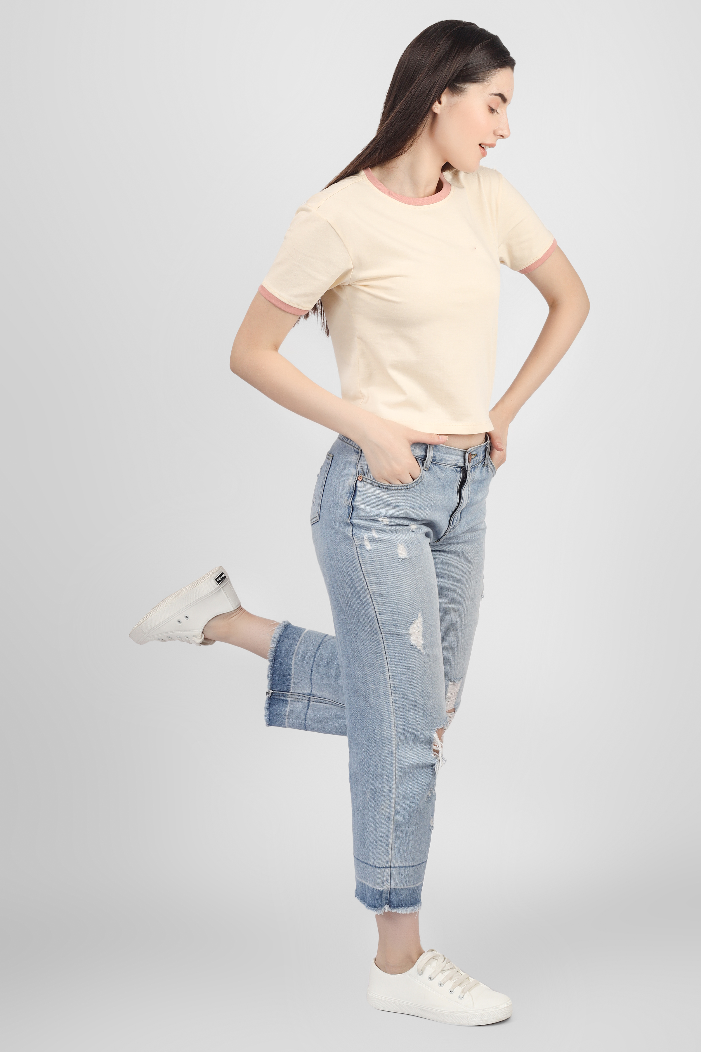 Solid - Regular Fit Tshirt - Beige