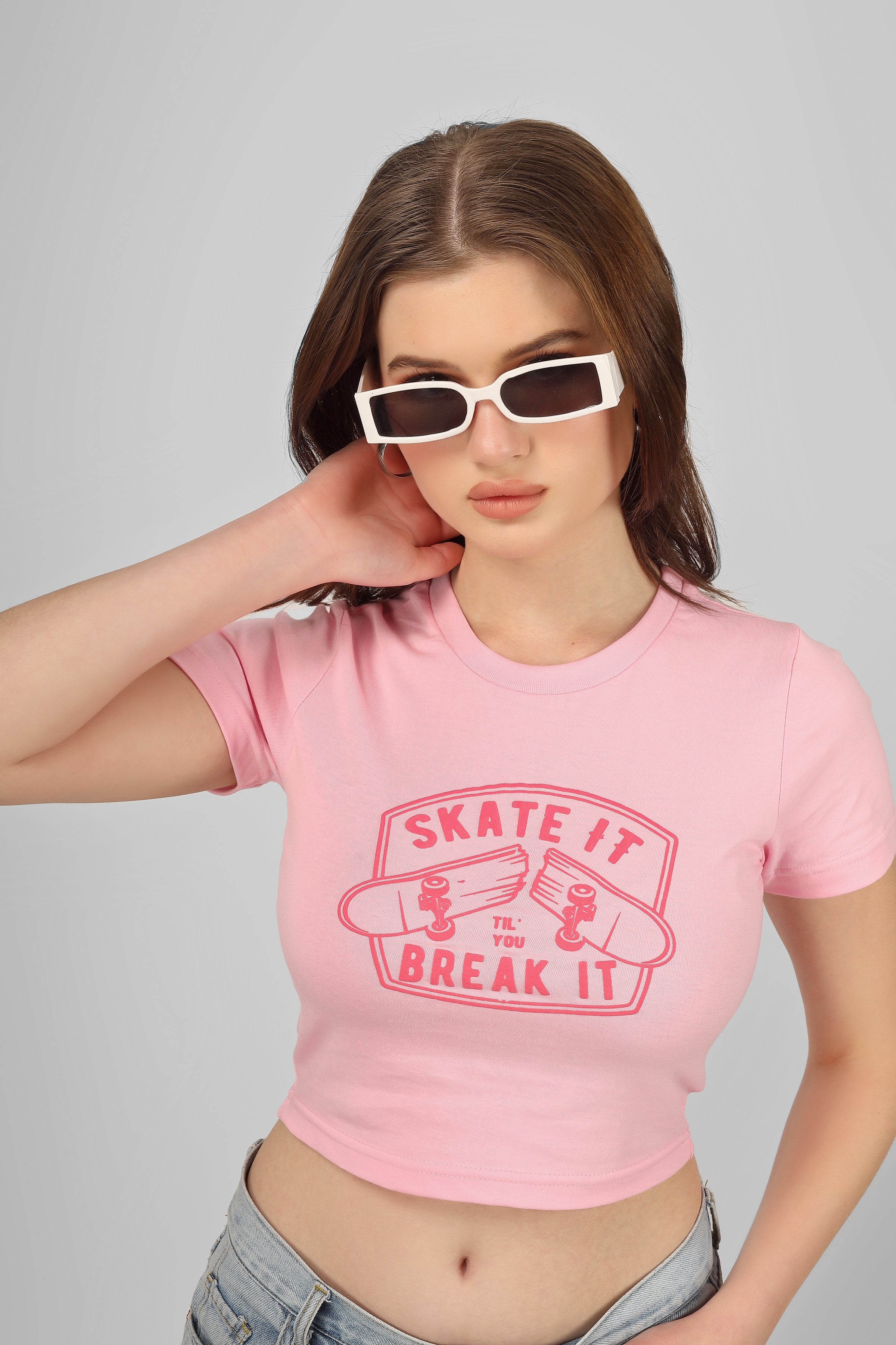 Skater - Crop T Shirt - Baby Pink