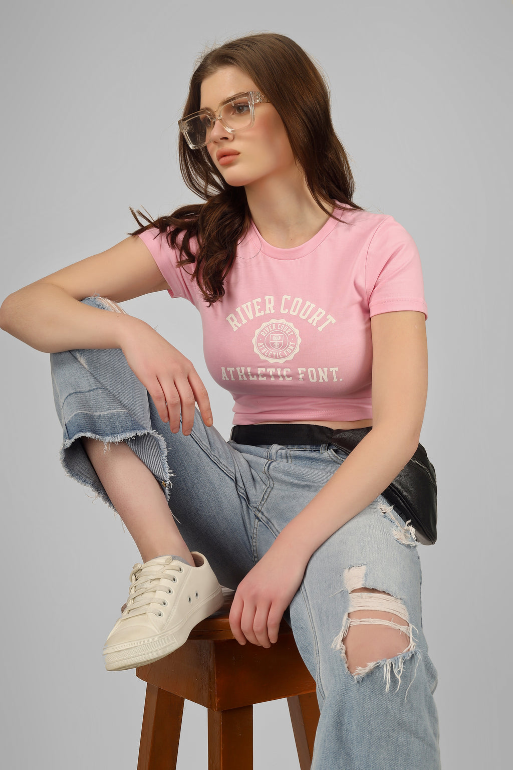 River Court - Crop T Shirt - Baby Pink