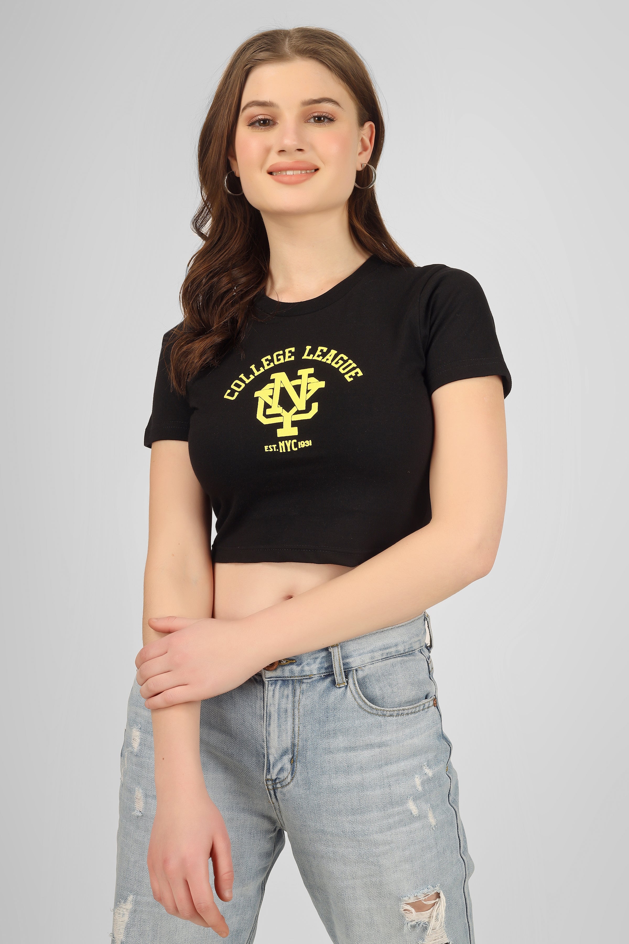 College League Crop T-shirt - Black