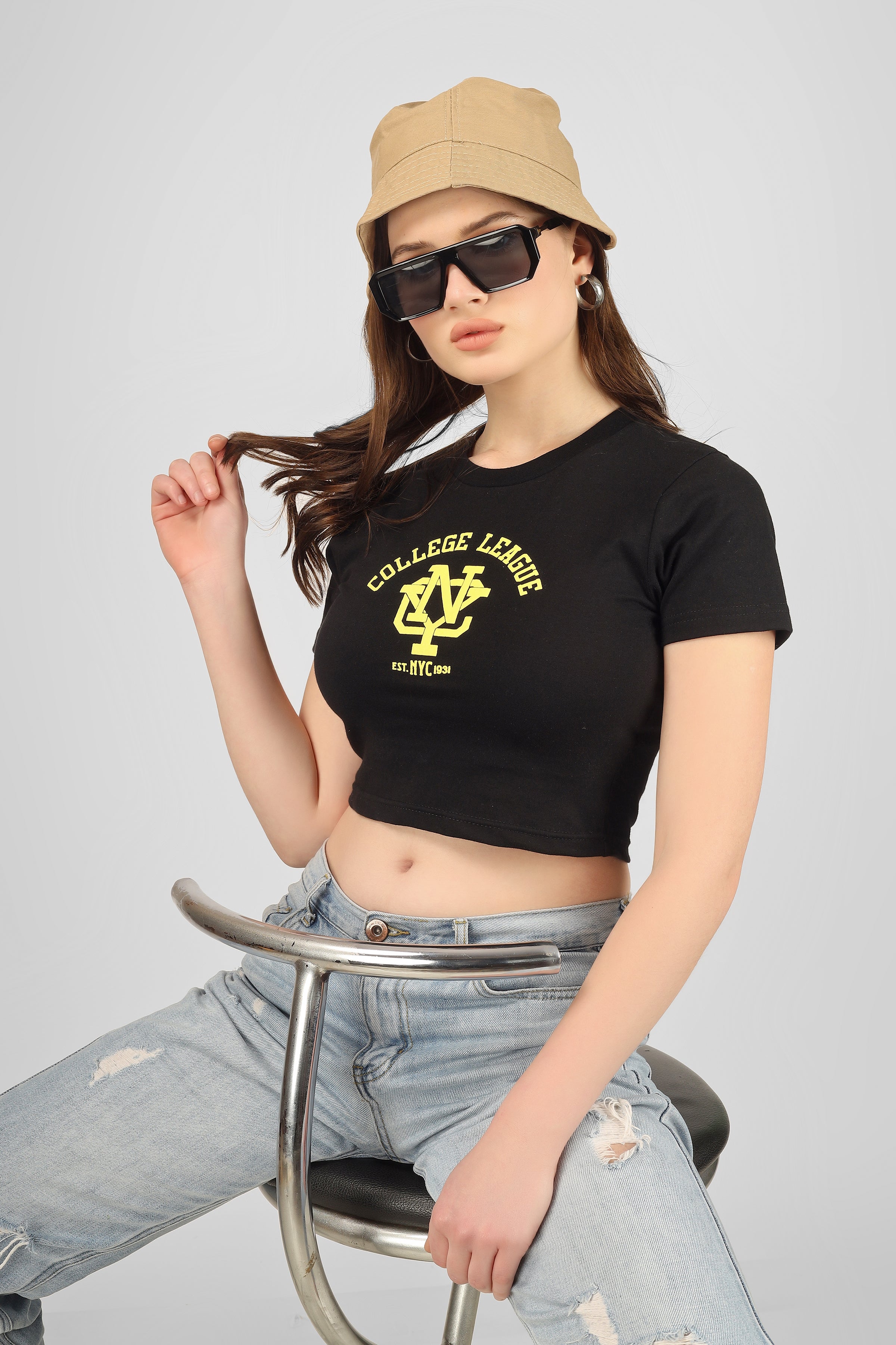 College League Crop T-shirt - Black