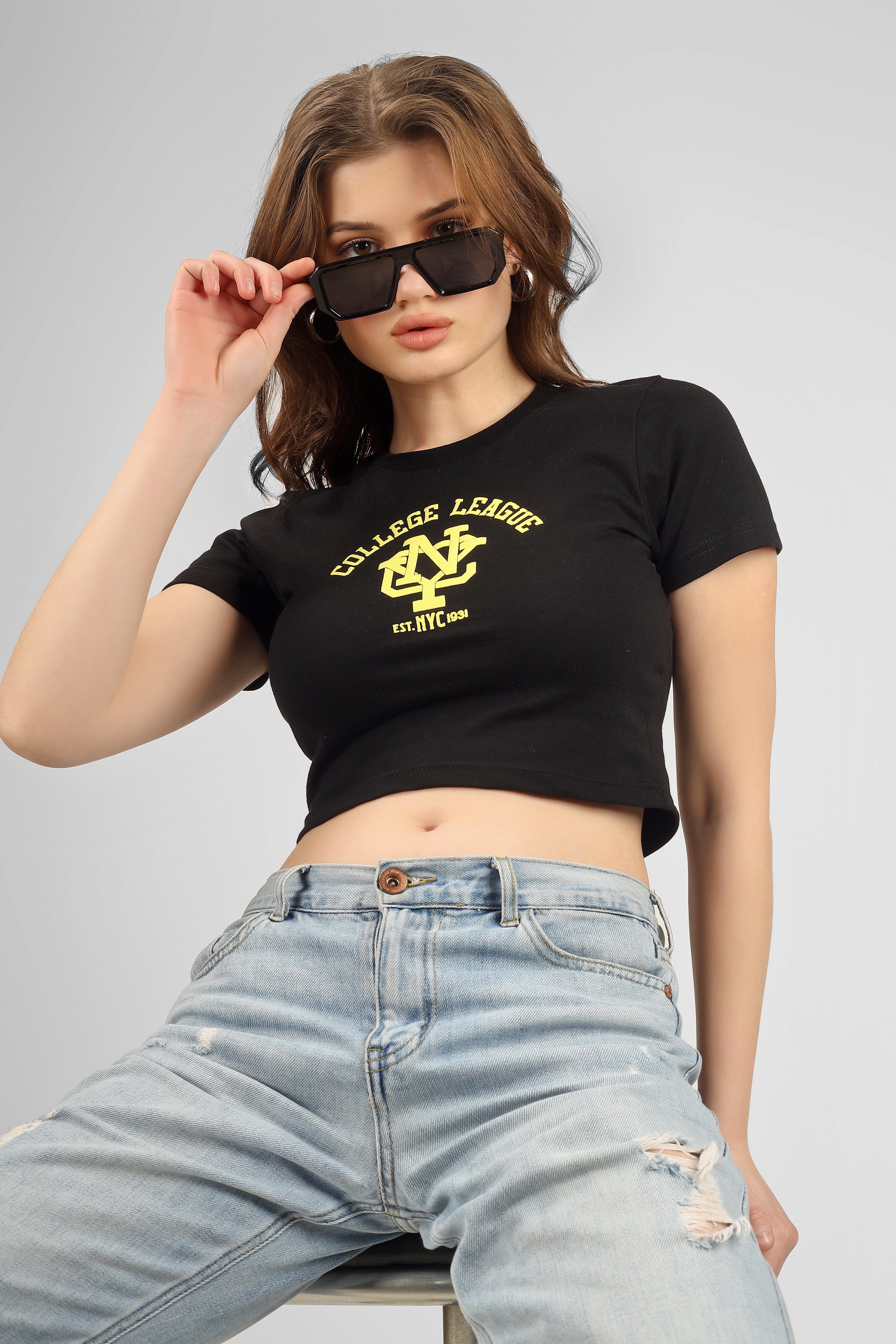 College League Crop T-shirt - Black