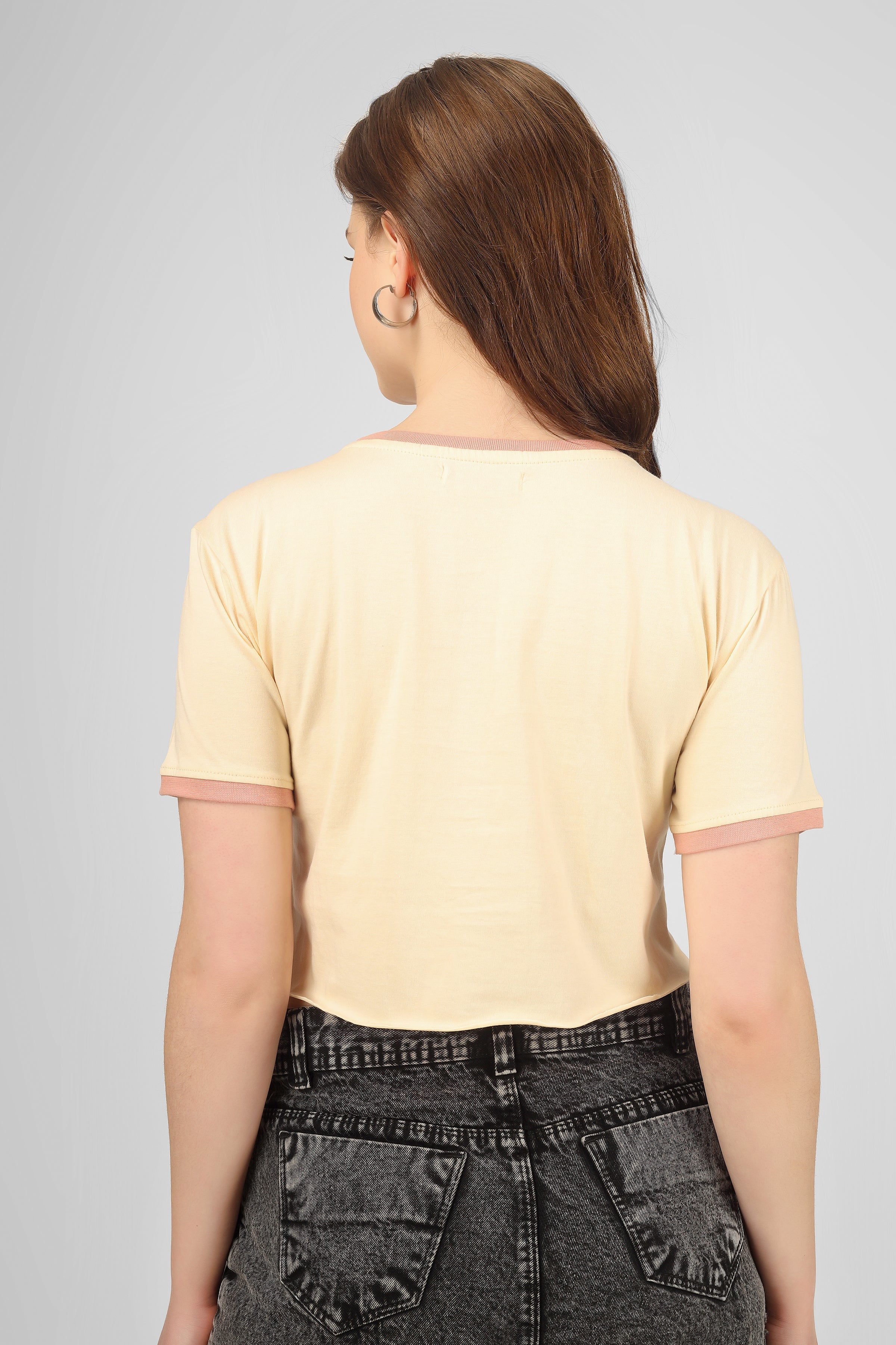 Varsity - Crop T Shirt - Peach
