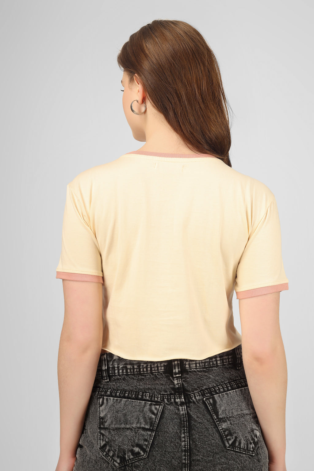 Skater - Crop T Shirt - Beige