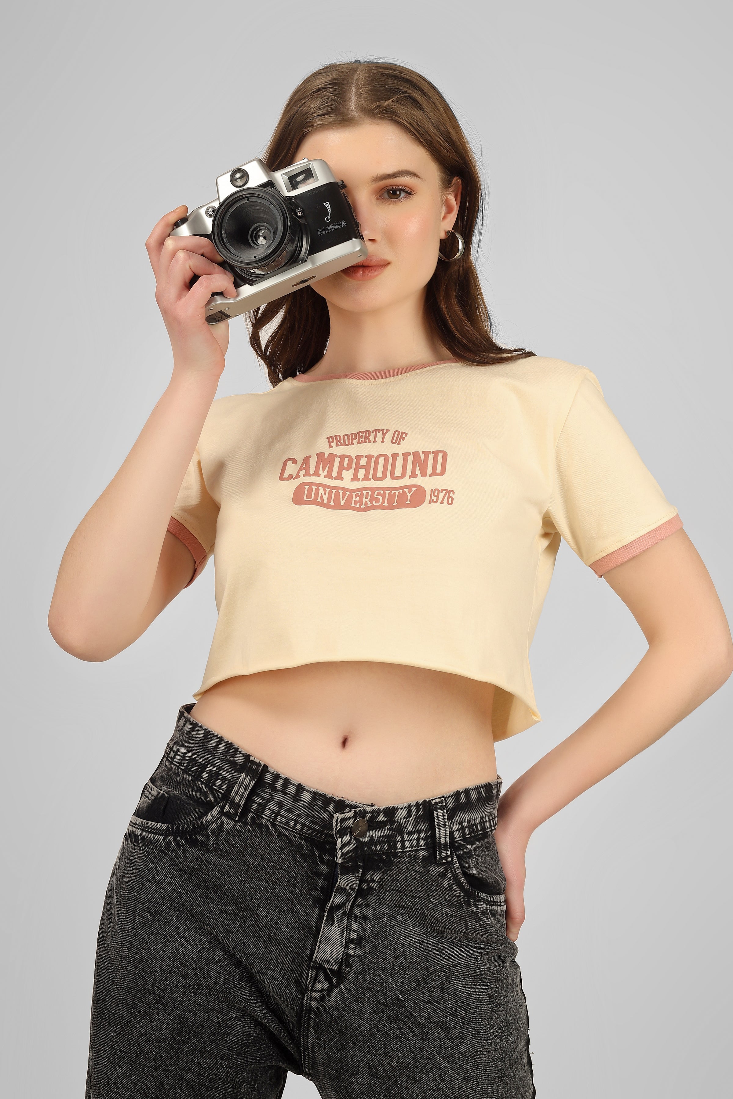 Varsity - Crop T Shirt - Peach
